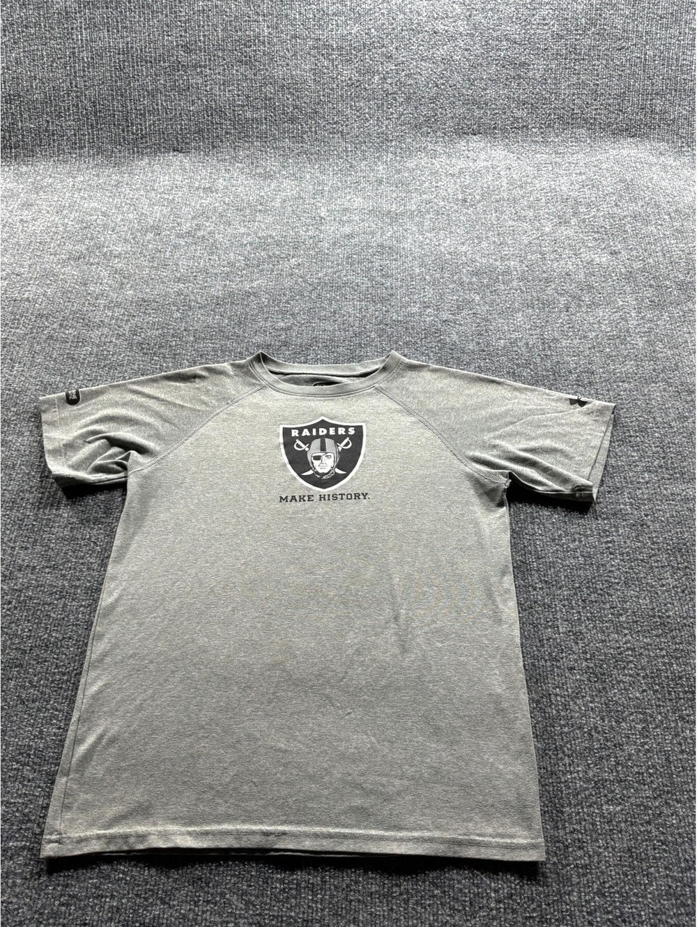 Under Armour NFL Combine Authentic Raiders Make History Gray T-Shirt Size M